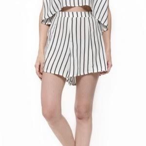 Striped Glamorous shorts ~worn~